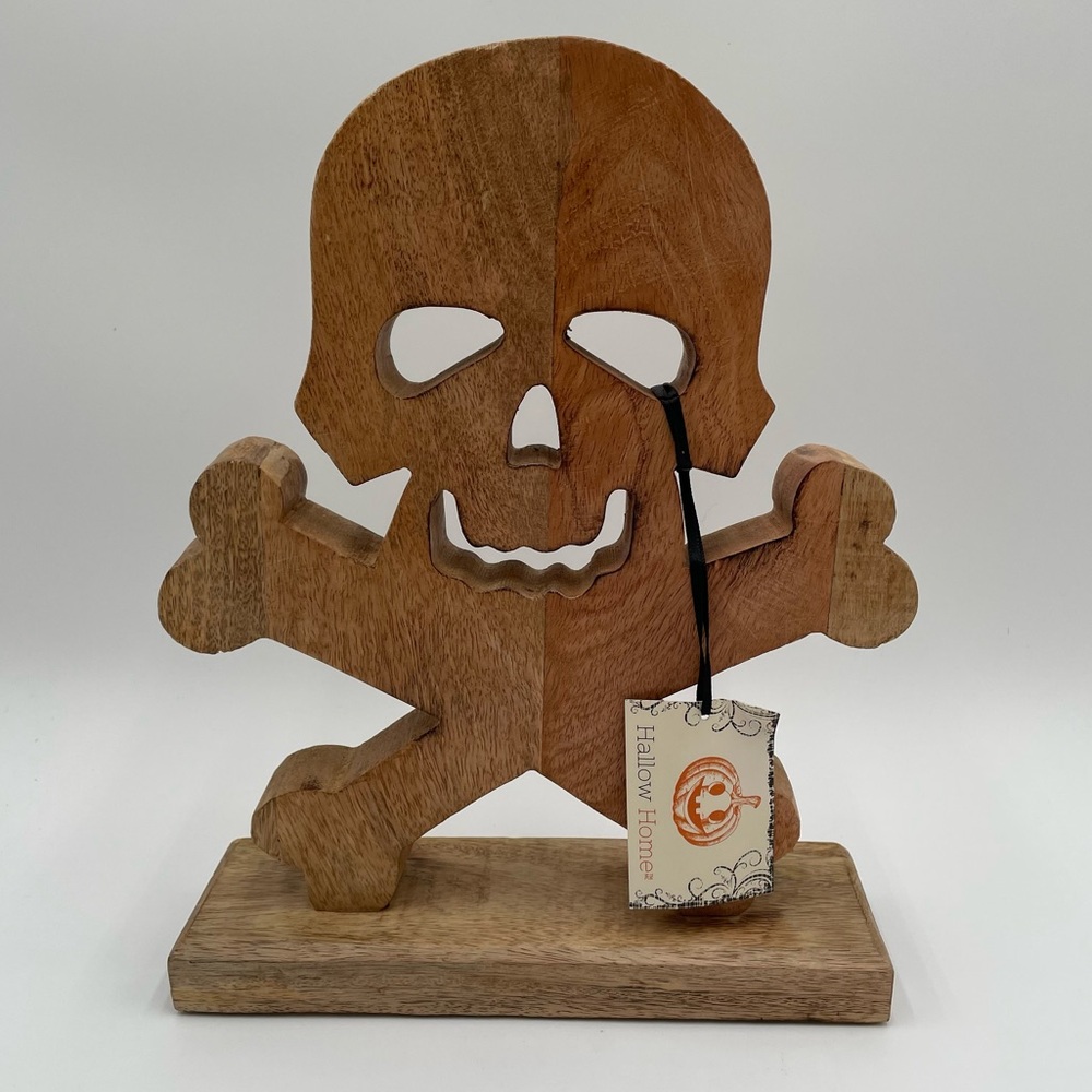 Skull Crossbones Halloween Decor Wooden Figure Pirates Theme Skeleton